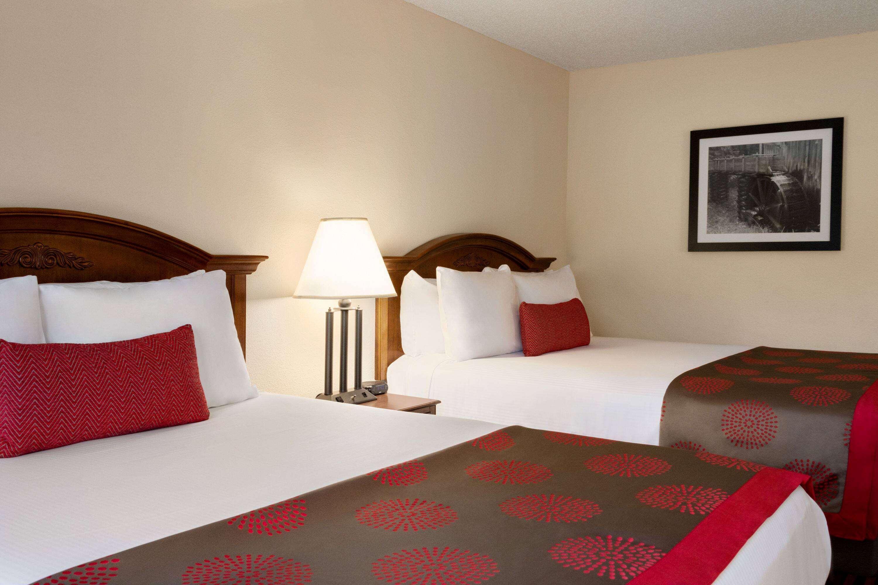 Ramada By Wyndham Pigeon Forge North Hotell Eksteriør bilde
