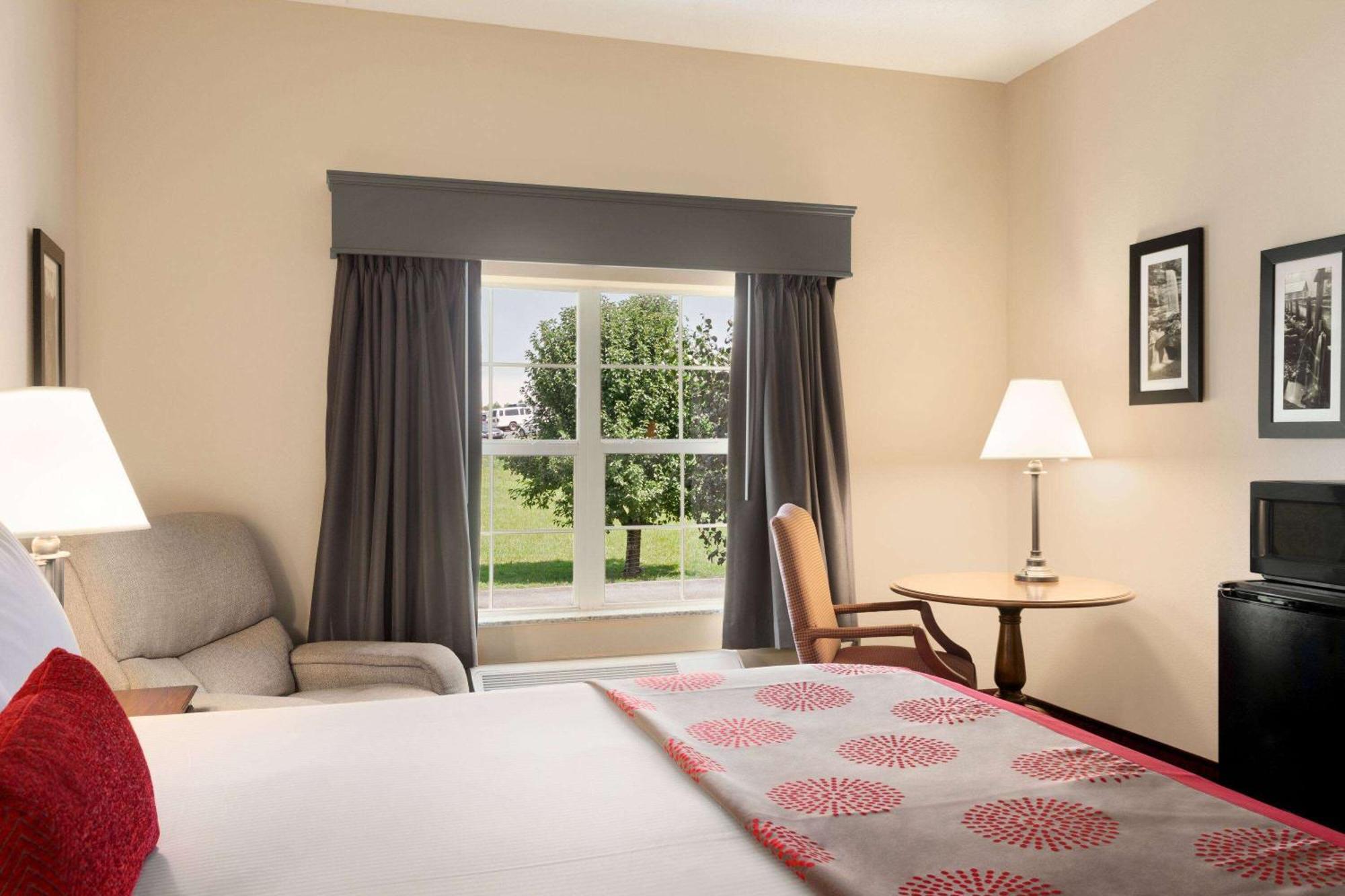 Ramada By Wyndham Pigeon Forge North Hotell Eksteriør bilde